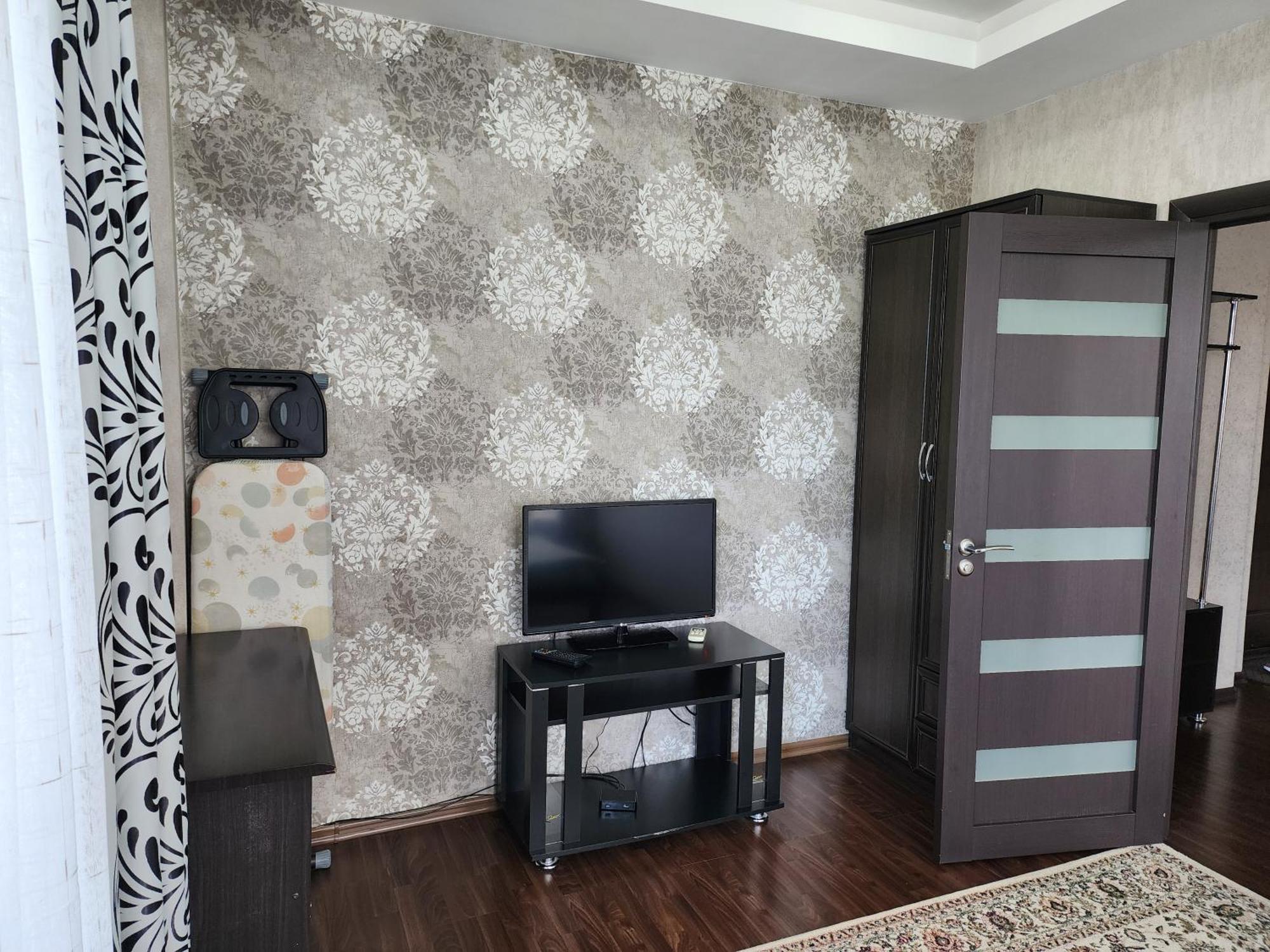 Apartment 88 بيشكيك المظهر الخارجي الصورة